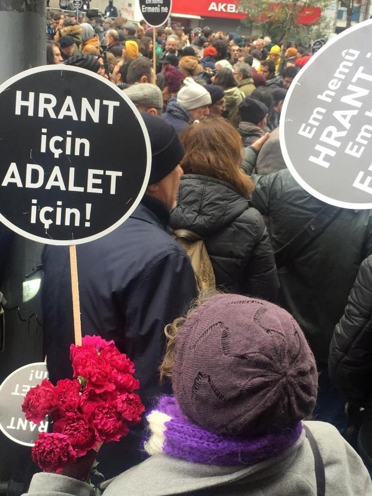 13 yıl oldu! Hrant Dink öldürüldüğü yerde anıldı G5