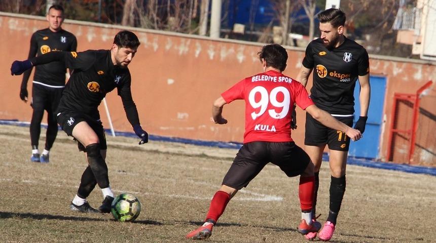 Kulaspor evinde lidere teslim
