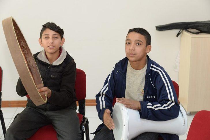 Kale’nin çocuklarından ritim grubu G3