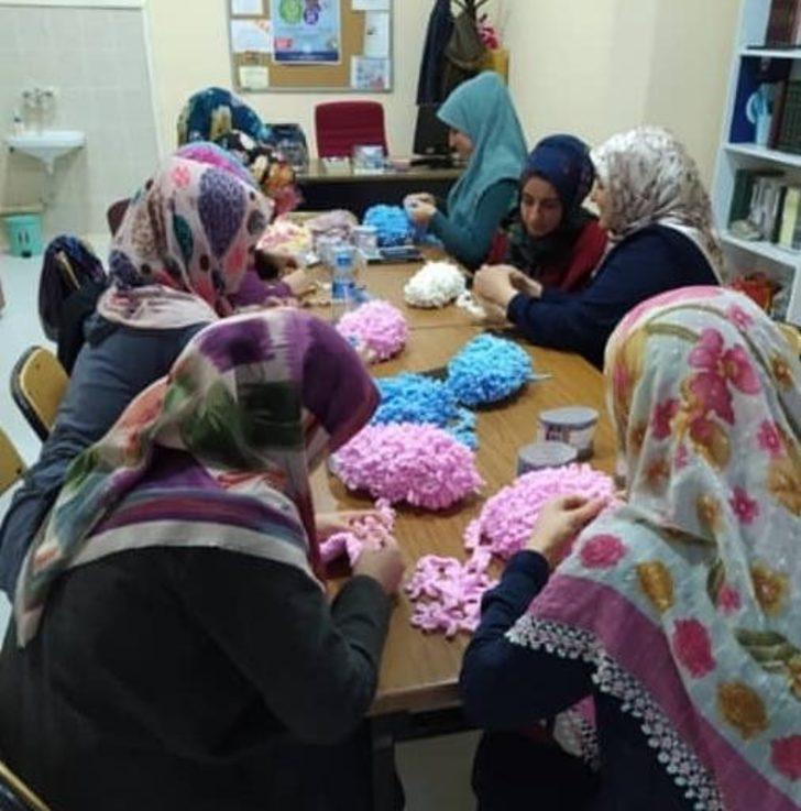 Malatyalı iyilikseverler yüreklere ilmek ilmek dokunacak G2