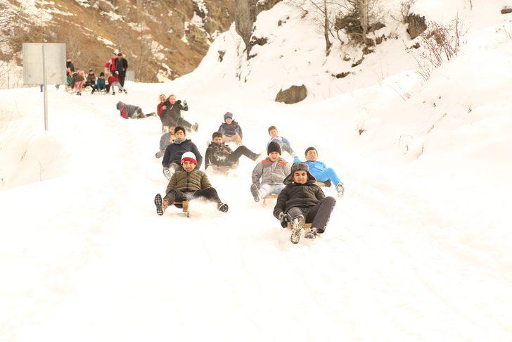 Artvin'deki Kar Şenliği keyifli görüntülere sahne oldu G5