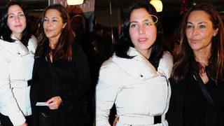 Zehra elektrik direğine çarptı