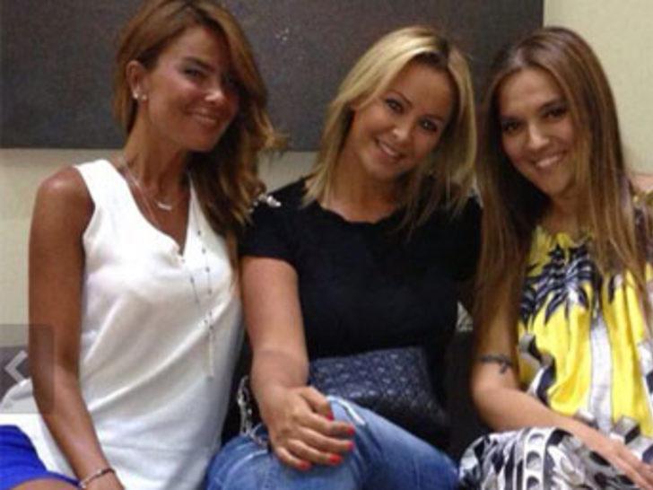 Demet Akalın'la canlı yayında barıştı G1