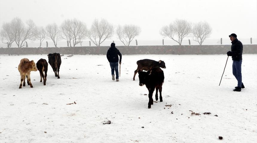 Doğu Anadolu'da soğuk hava etkisini s&uuml;rd&uuml;r&uuml;yor