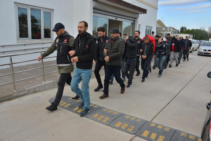 Uçaksavar mermili uyuşturucu ticareti şüphelileri adliyede G1