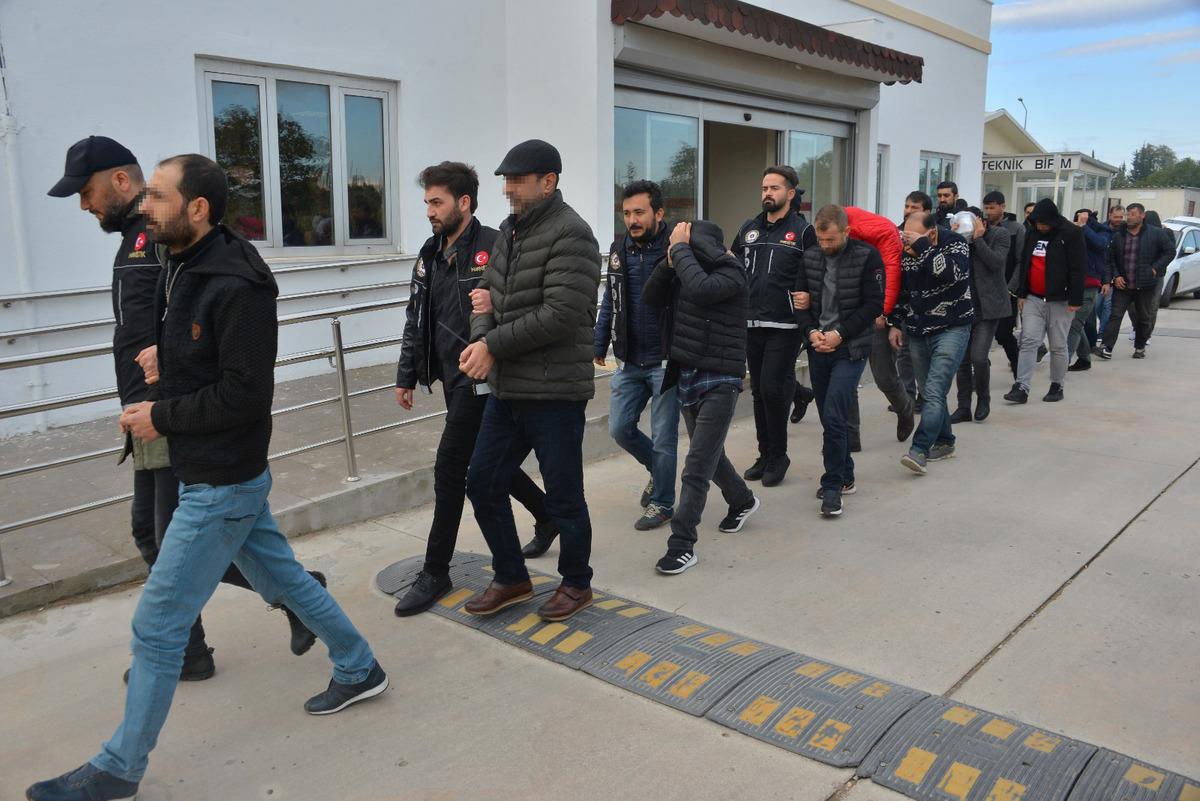 U&ccedil;aksavar mermili uyuşturucu ticareti ş&uuml;phelileri adliyede