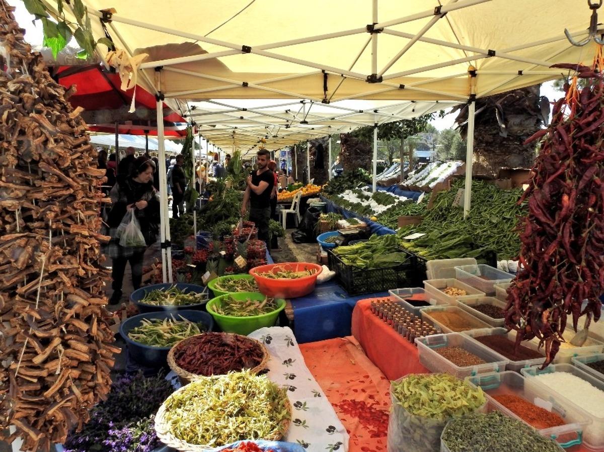 Ala&ccedil;atı Ot Festivali&rsquo;nde hediyelik eşya standı olmayacak