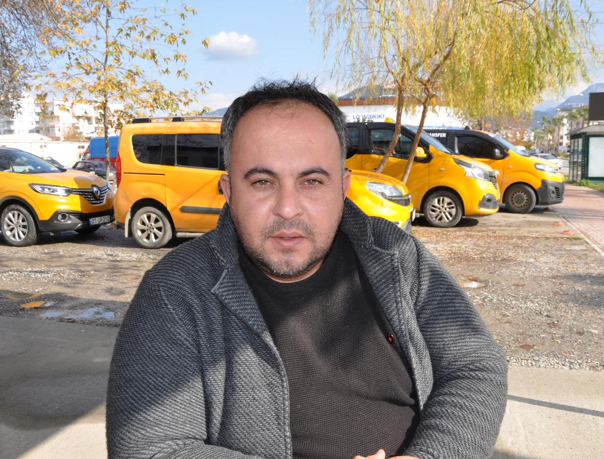 Taksicinin dikkati dolandırıcının planını bozdu! Kendisini 'jandarma komutanıyım' diye tanıtmış