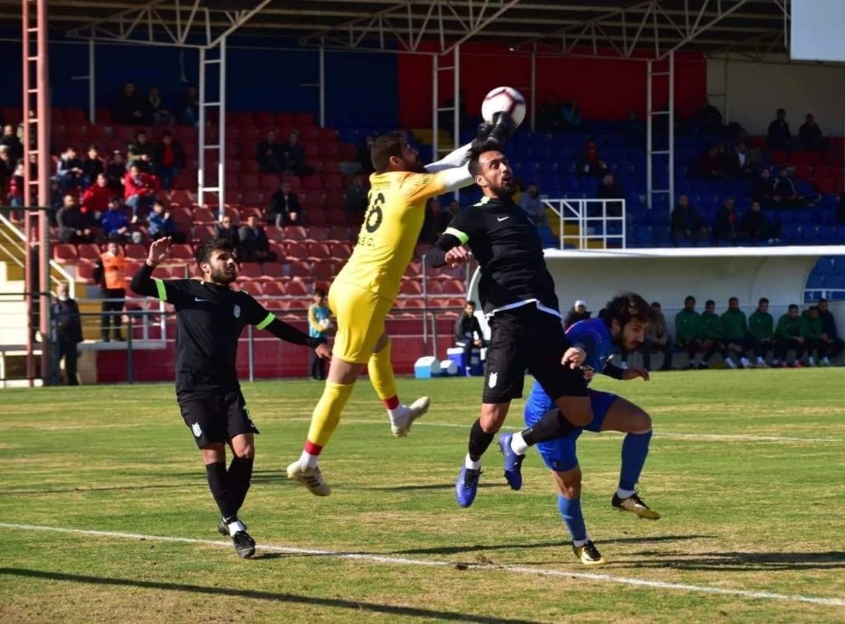 Manavgat Belediyespor galibiyetle başladı