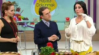 Ebru Akel'e canlı yayında büyük şok