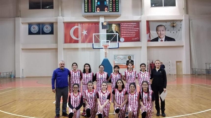 Malatya kız ve erkek takımı yarı finallere katılma hakkı elde etti