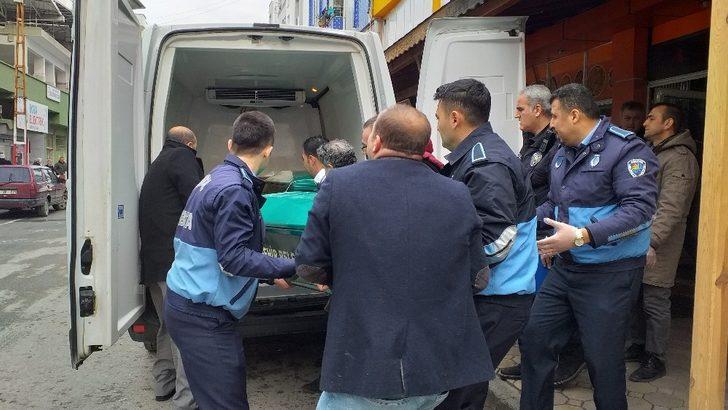 Fırında korkunç olay! Asansöre başı sıkıştı G2