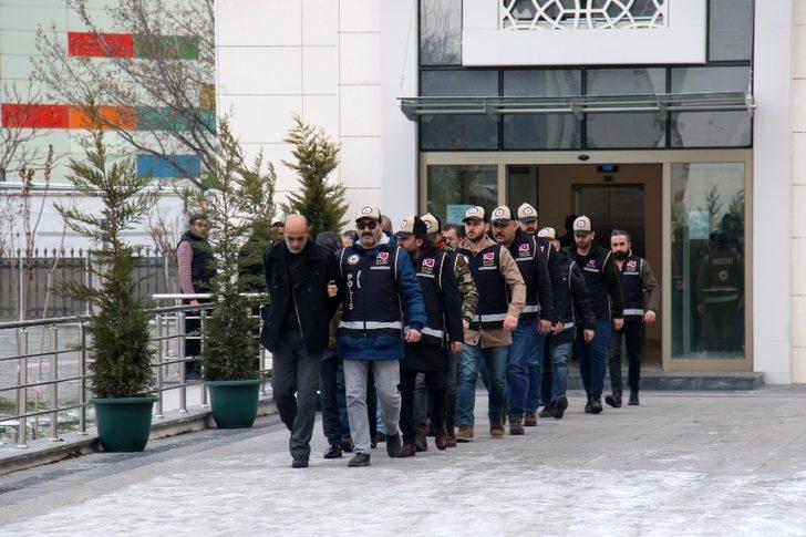 Bit pazarında haraç kestiler, vermeyene işkence yapıp video çektiler G1