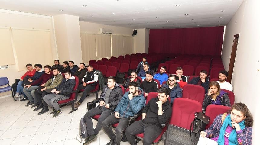 G&uuml;reş aday hakem kursu başladı