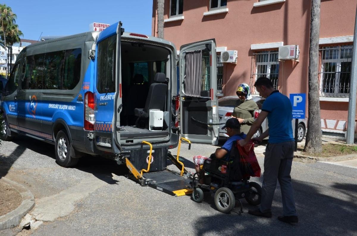 Alanya&rsquo;da 2 bin 418 vatandaşa doğrudan hizmet