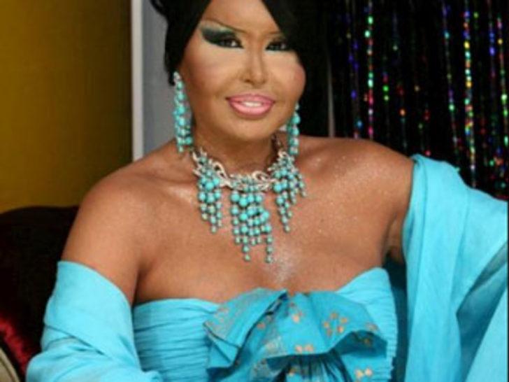 Ünlülerin yılbaşı ücretleri dudak uçuklatıyor G2