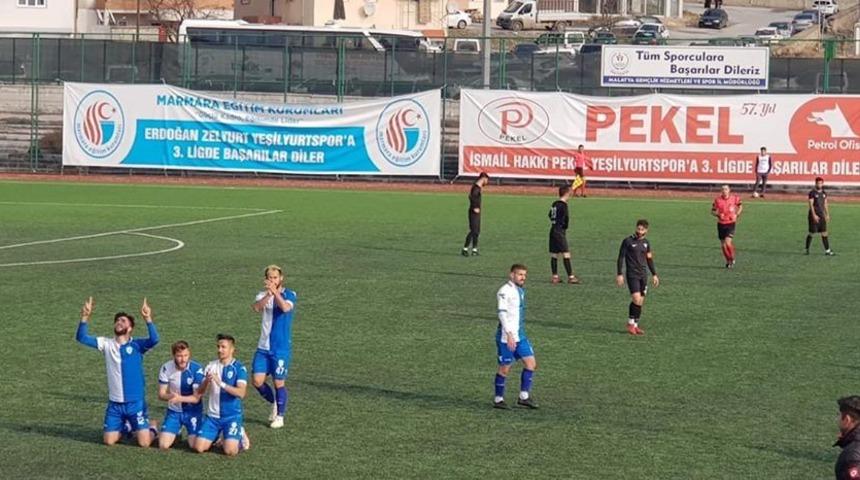 Yeşilyurt Belediyespor&rsquo;da galibiyet sevinci s&uuml;r&uuml;yor