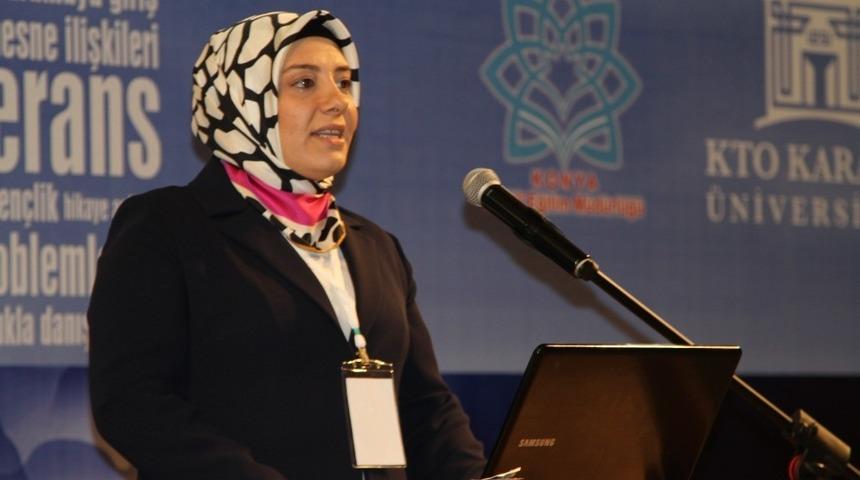 Dr. Öğr. Üyesi Seher Akdeniz: "Karneleri başarısız olan çocuklara destek olunmalı"