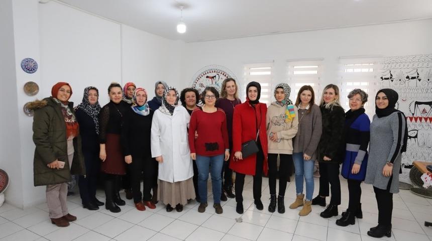 Melek Arı&rsquo;dan kadın girişimcilere ziyaret