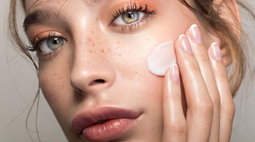 Sağlıklı bir cilt için nasıl cilt bakımı yapılmalı?