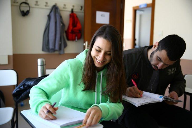 Aydınlı gençler etüt merkezleriyle hayallerine kavuşuyor G3