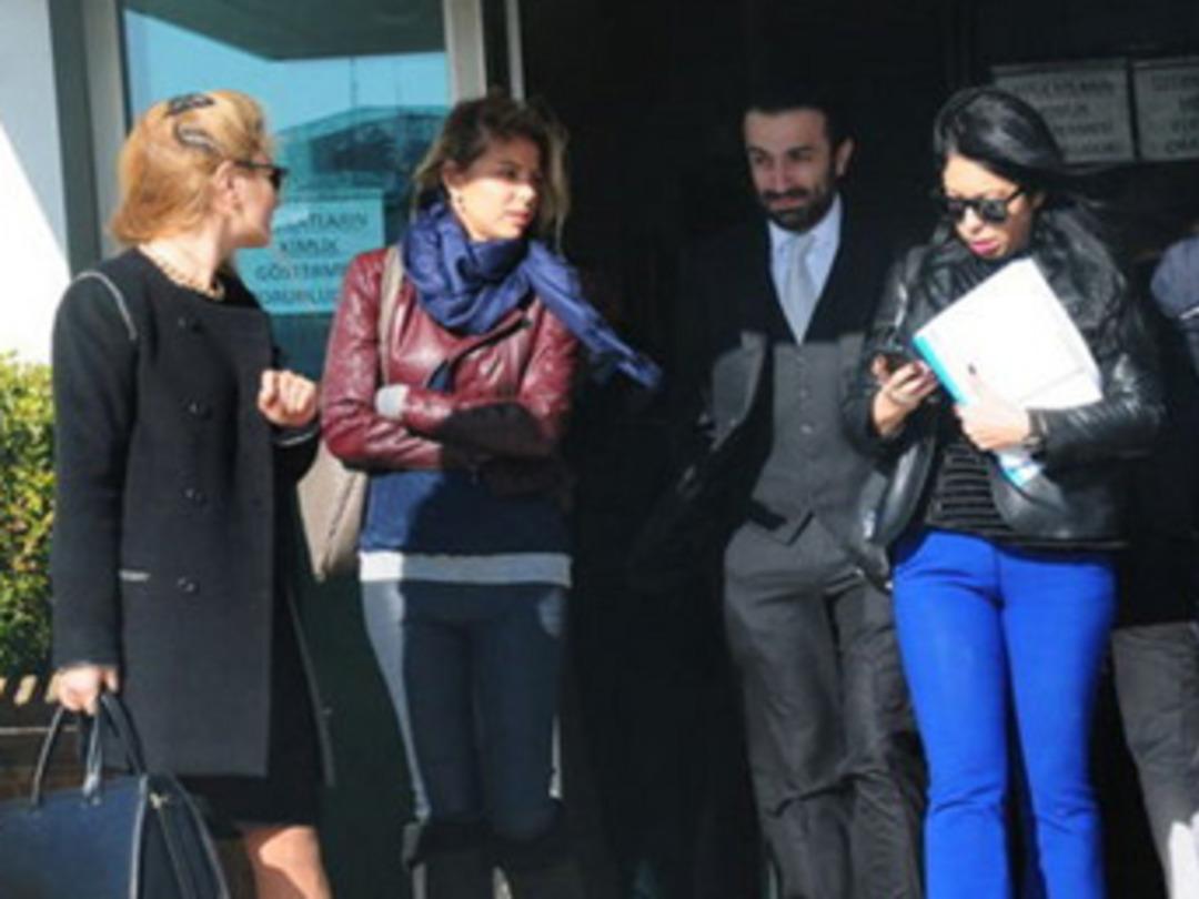 Esra Eron: 'Nikaha mı yetişeceksin Murat?'