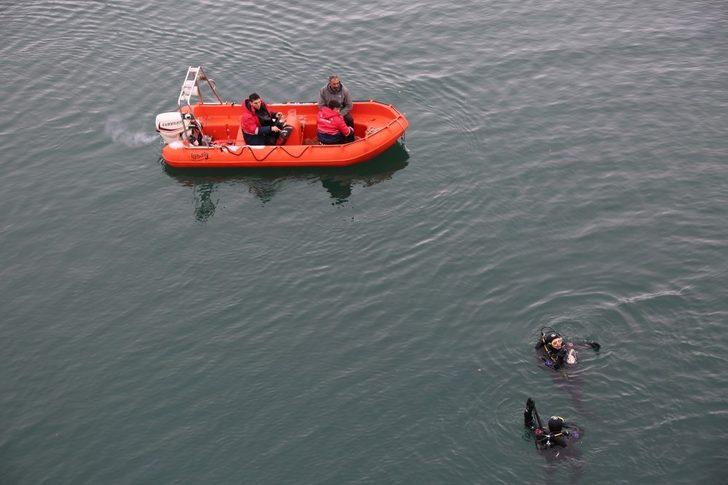 Gülistan Doku'yu bulmak için arama çalışmaları devam ediyor G5