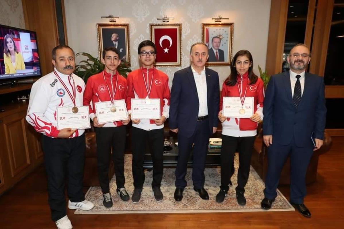 Bağcılarlı Kung Fu&rsquo;cular 19 &uuml;lke arasında şampiyon oldu