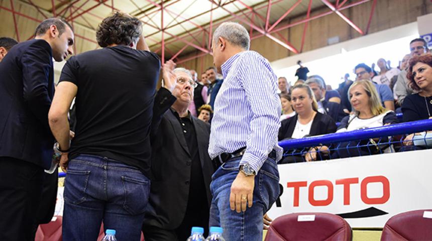 Aziz Yıldırım'ın "Tehdit" davası ertelendi