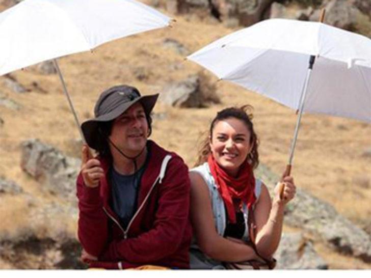 Tolga Çevik'le Ezgi Mola aşk yaşıyor mu? G1