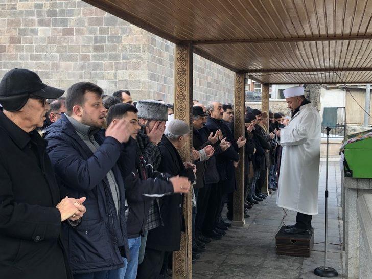 Saliha Özden son yolculuğuna uğurlandı G3