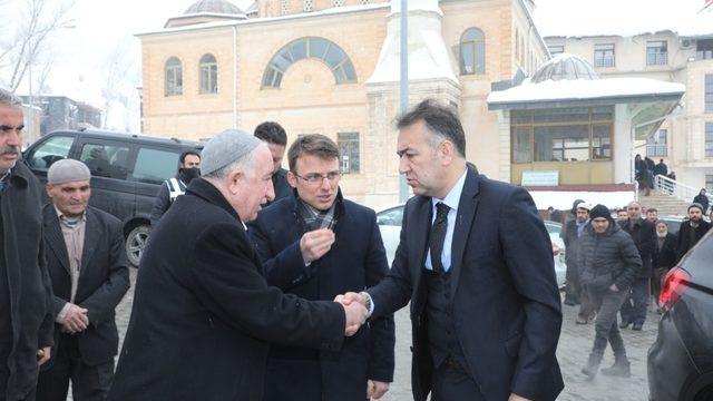 Vali Çağatay’dan Çevik ailesine taziye ziyareti