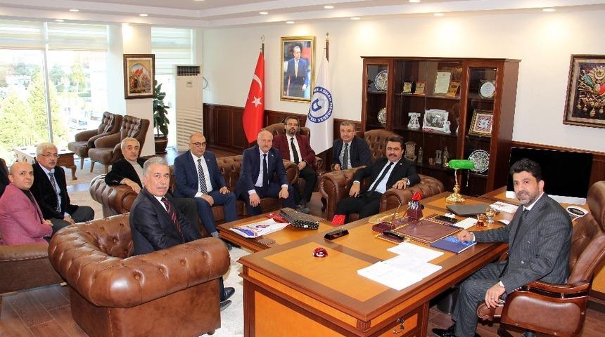 ADÜ Rektörü Aldemir, sendika temsilcileri ile bir araya geldi