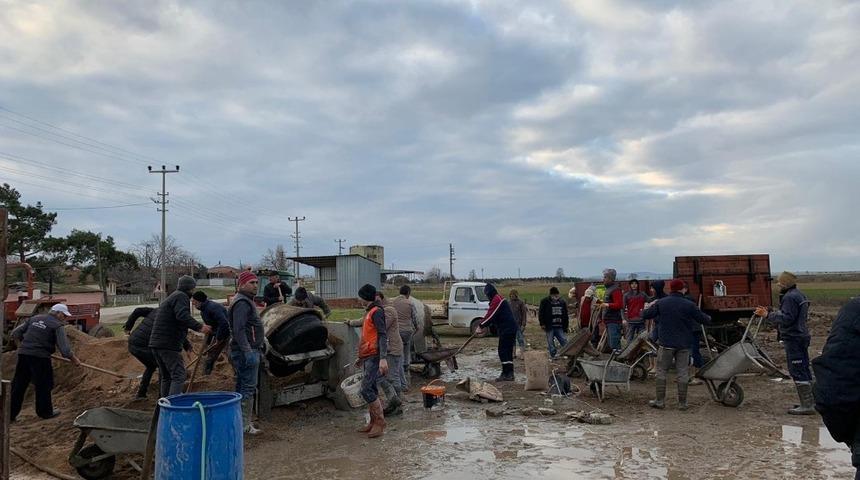 Manyas’ta imece geleneğini yaşatıyorlar