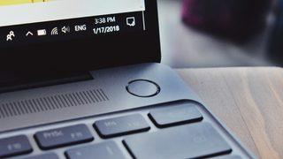 Windows'taki bu sorun ekranı ortadan ikiye ayırıyor!