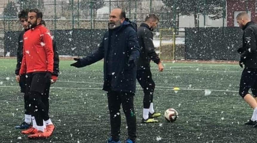 Yeşilyurt Belediyespor&rsquo;da g&ouml;zler Darıca Gen&ccedil;lerbirliği ma&ccedil;ına &ccedil;evrildi