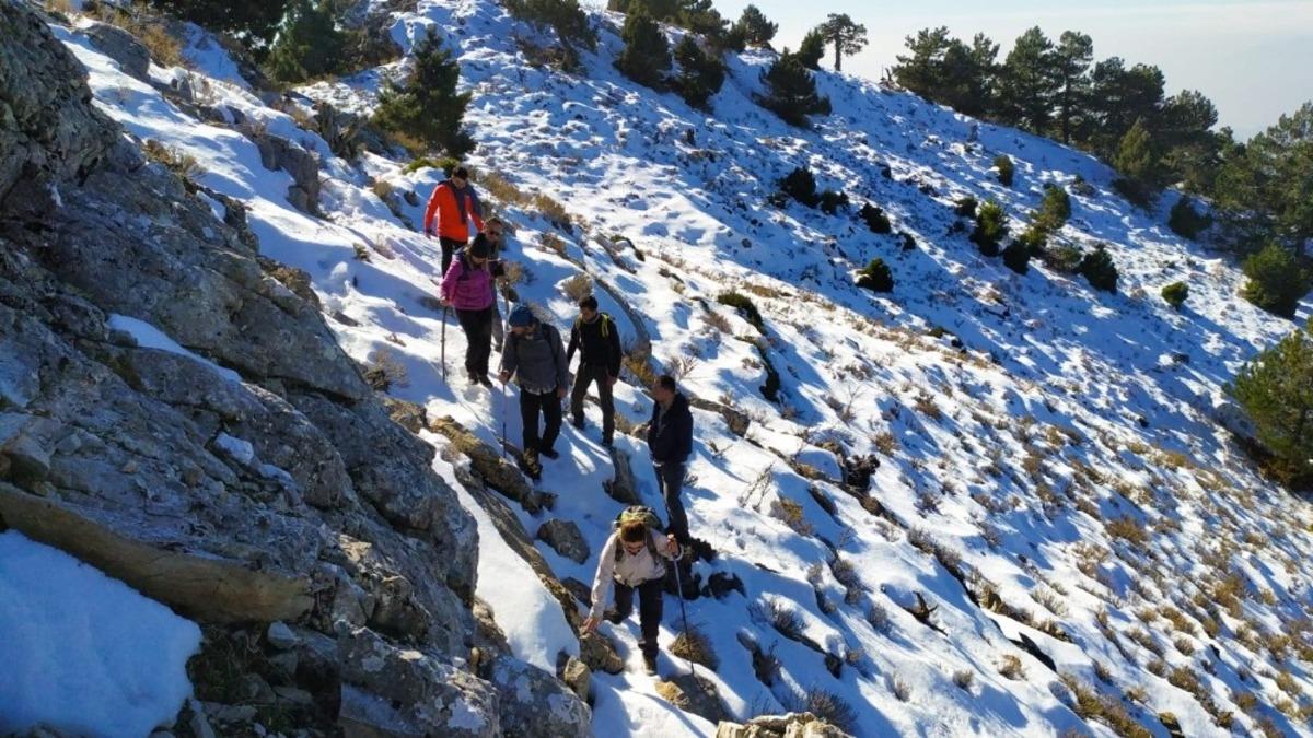 Aydınlı kamp tutkunları Dağeymiri Yaylası&rsquo;nın konuğu oldu