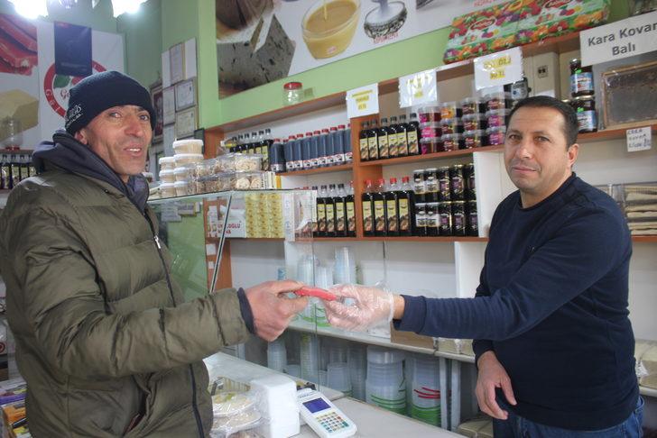Kış mevsiminin vazgeçilmezi tahin helvası! Kalorifer gibi ısıtıyor G5