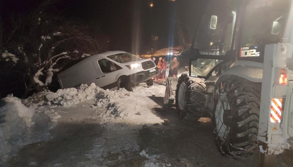 Rahatsızlanan &ccedil;ocuğun imdadına belediye ekipleri yetişti