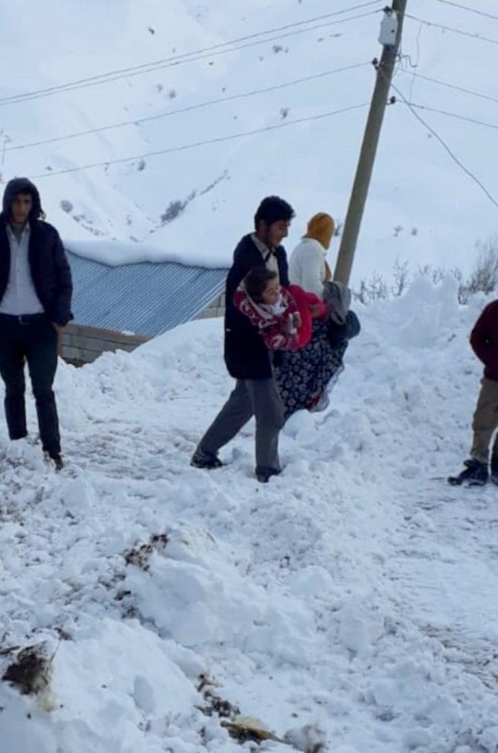 Rahatsızlanan çocuğun imdadına belediye ekipleri yetişti G3