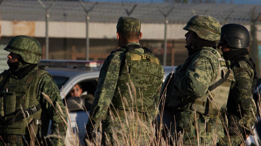 Toplu firar: En az 100 mahkum kaçtı