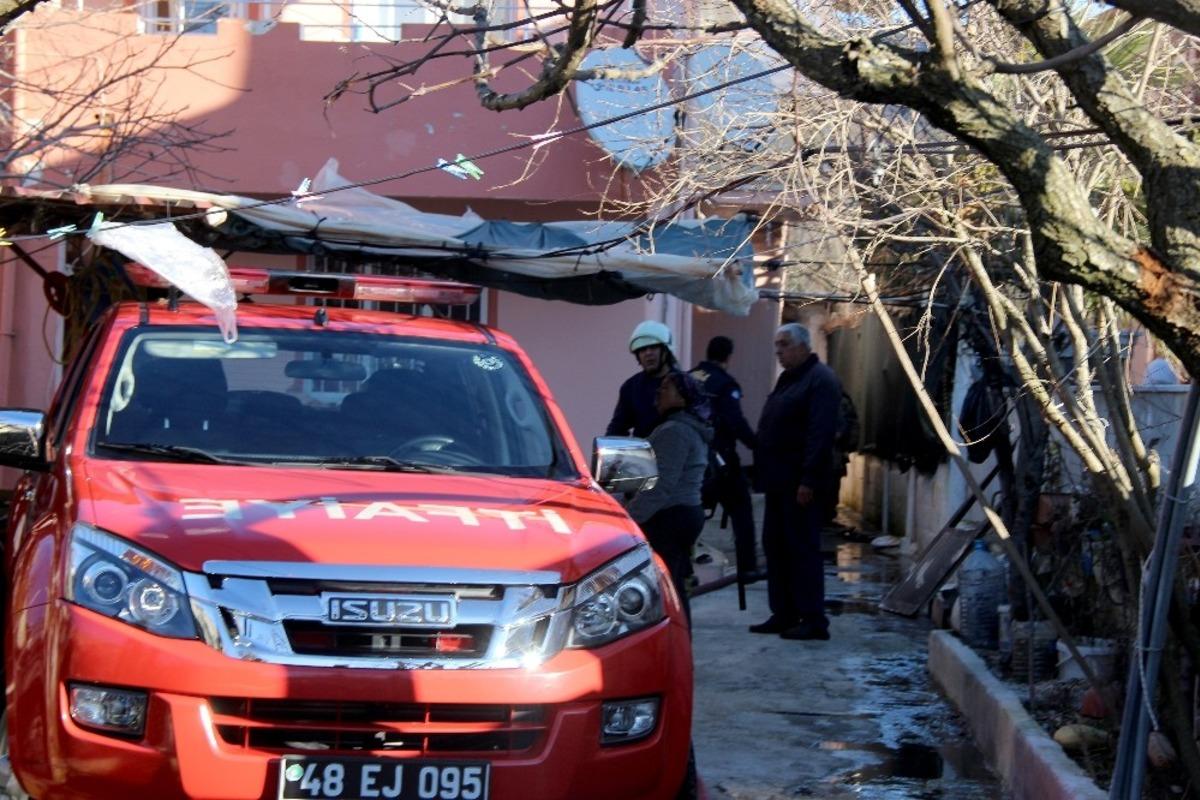 Kazan dairesindeki yangın korkuttu