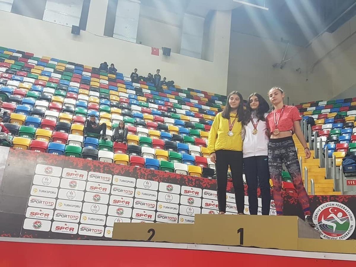 Ispartalı atletizmcilerden T&uuml;rkiye dereceleri