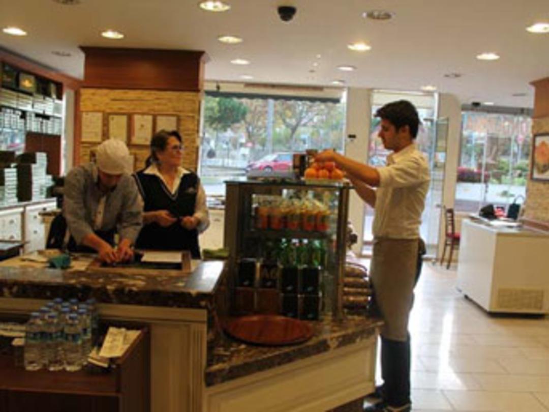 Emrah'ın oğluna b&uuml;y&uuml;k şok