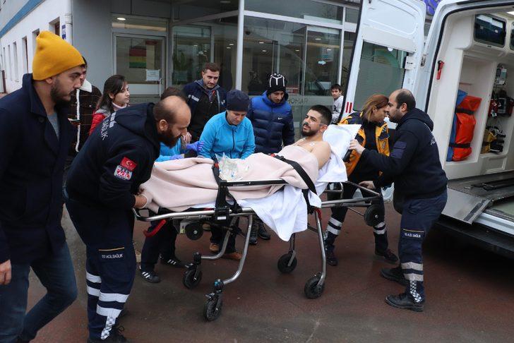 Boynundan vuruldu, gazetecilere böyle seslendi: 'Ölmedi, alamıyorlar canını' diye yazın G4