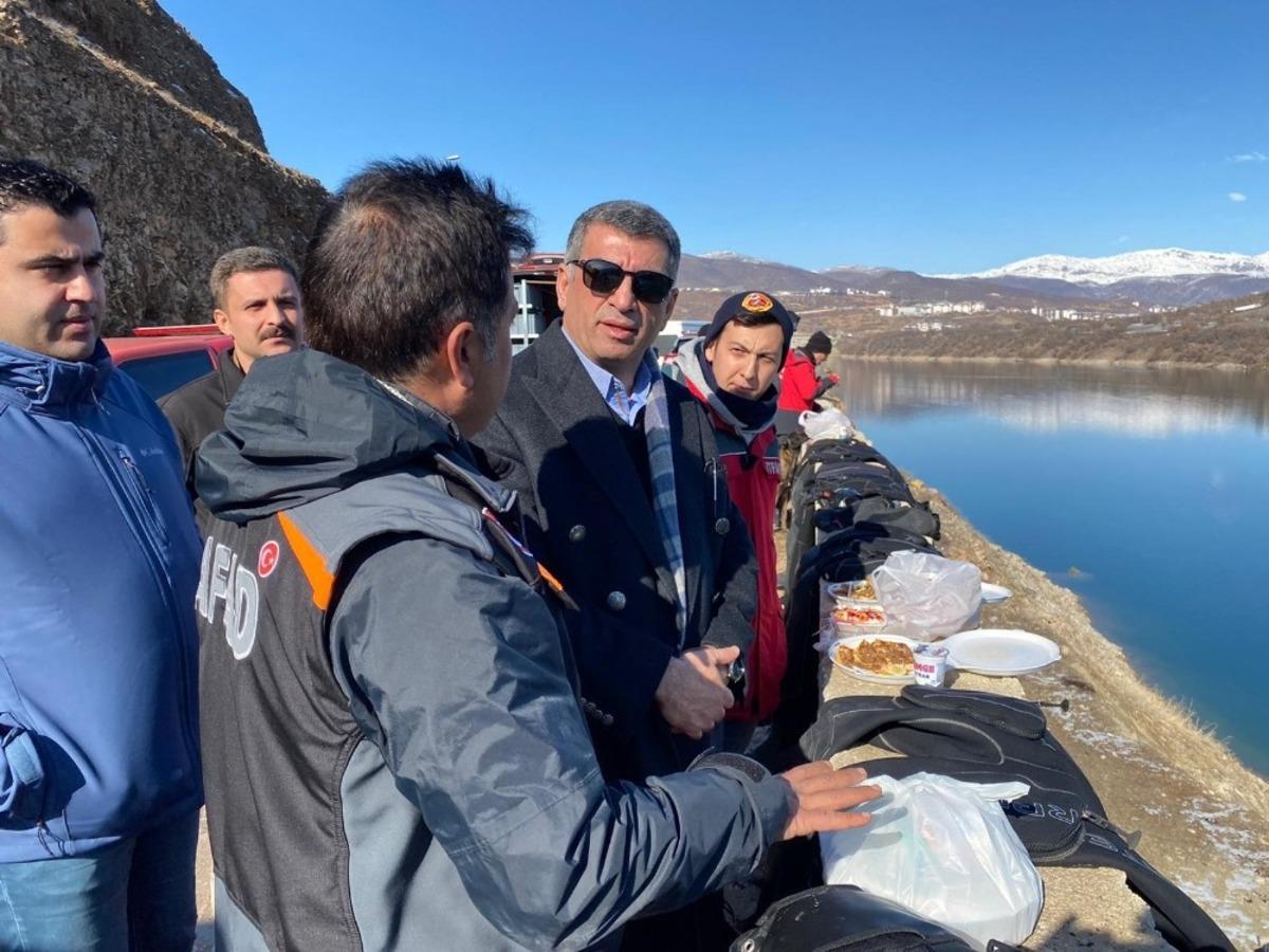 Milletvekili Erol, G&uuml;listan&rsquo;ı arama &ccedil;alışmalarını takip etti