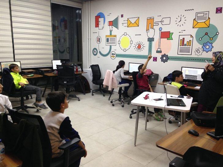 Meram’da çocuklar tatili ‘Mehmet Ali Özbuğday Gençlik Merkezinde’ değerlendirecek G2