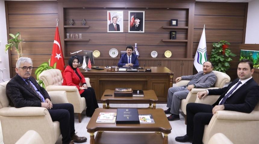 SUB&Uuml; &ouml;zel yetenekli &ouml;ğrencileri destekleyecek