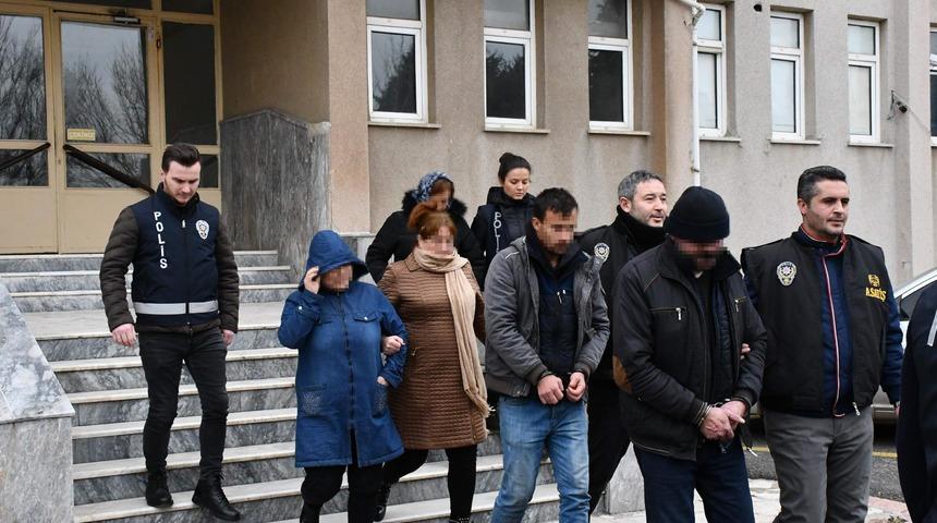 Çorlu'da villaya fuhuş baskını! 'Bize şeftali lazım' şifresi