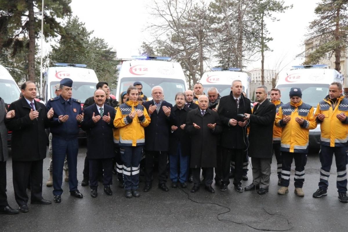 Sağlık Bakanlığı&rsquo;nın Kayseri&rsquo;ye Tahsis Ettiği 5 Ambulans İl Sağlık M&uuml;d&uuml;rl&uuml;ğ&uuml;&rsquo;ne Teslim Edildi